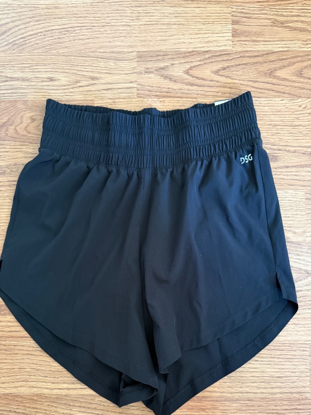 NWT DSG Stride High Rise Short S black